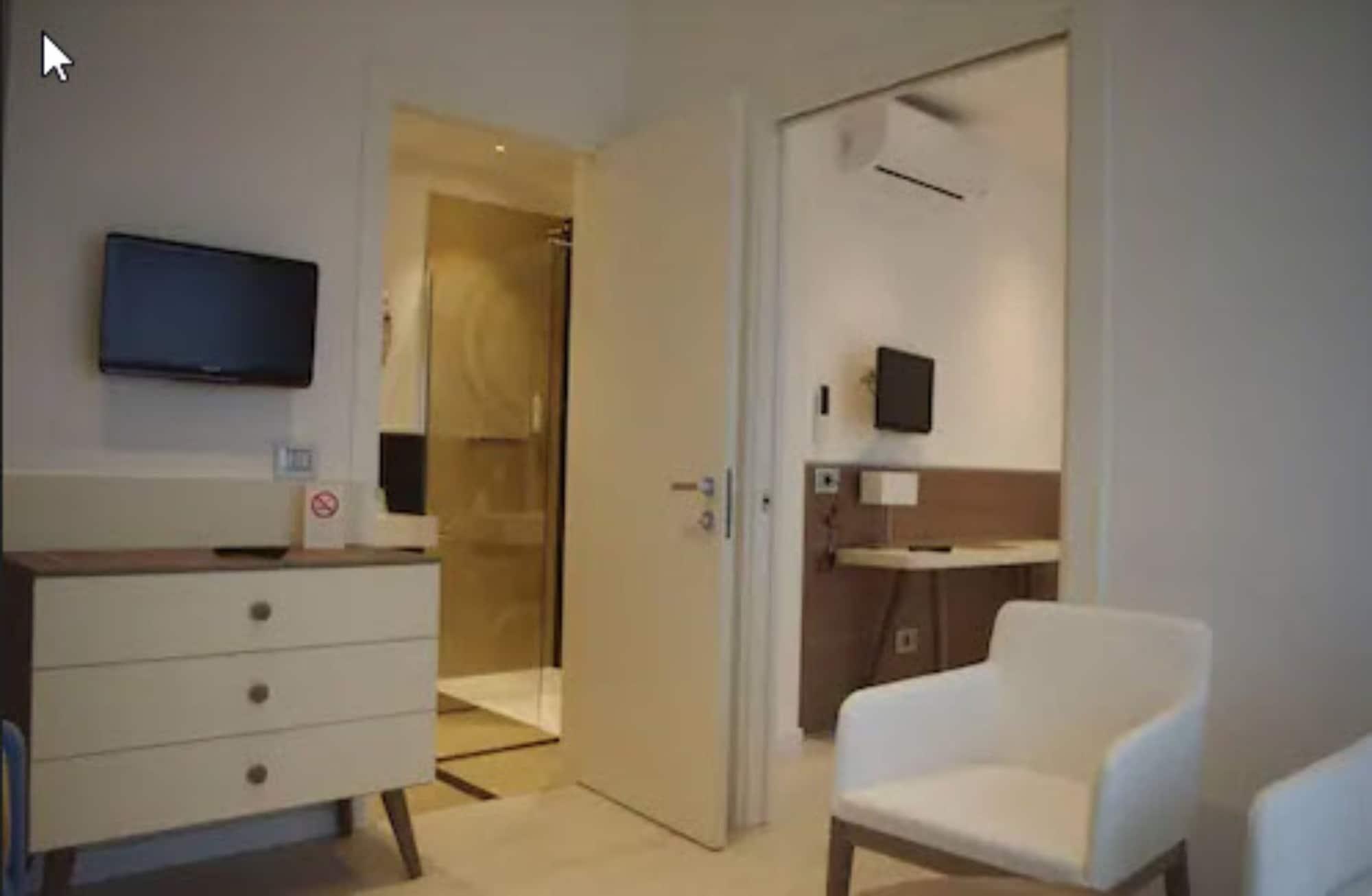 Grand Esplanada Hotel