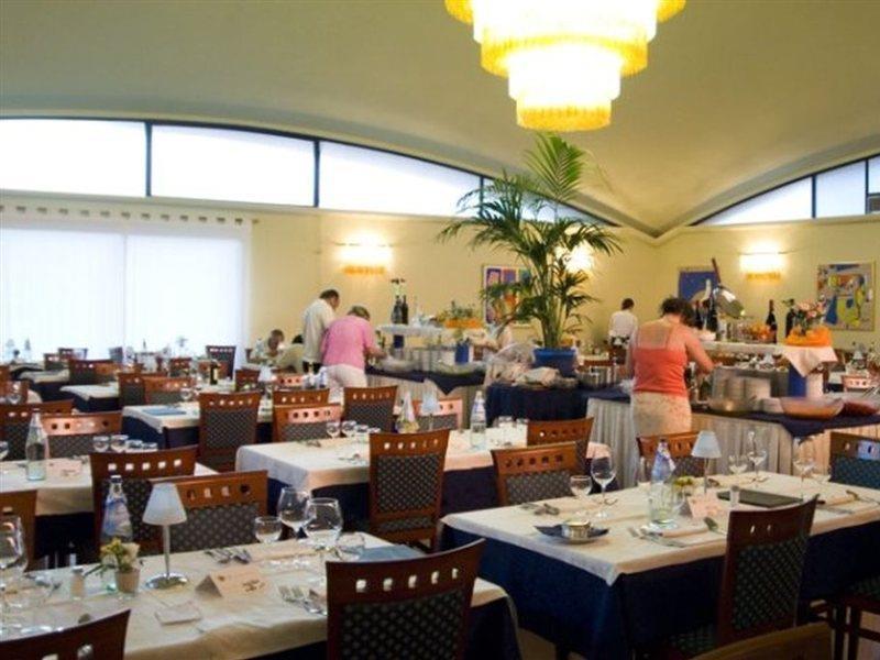 Hotel Grand Esplanada